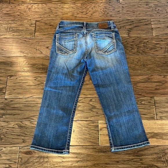 BKE Denim Kate Capri Stretch Mid Rise Size 27 - Picture 2 of 16